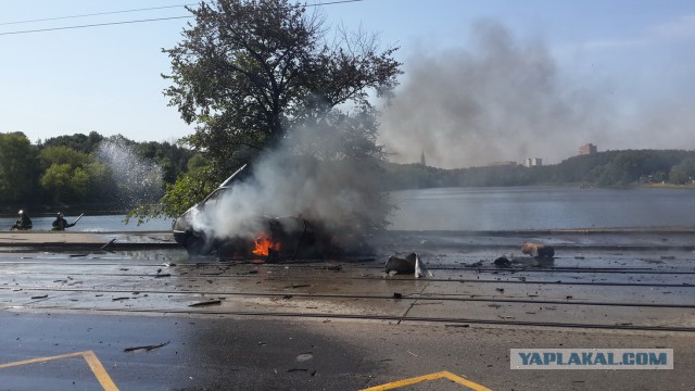 Чутка подгорело и повзрывалось