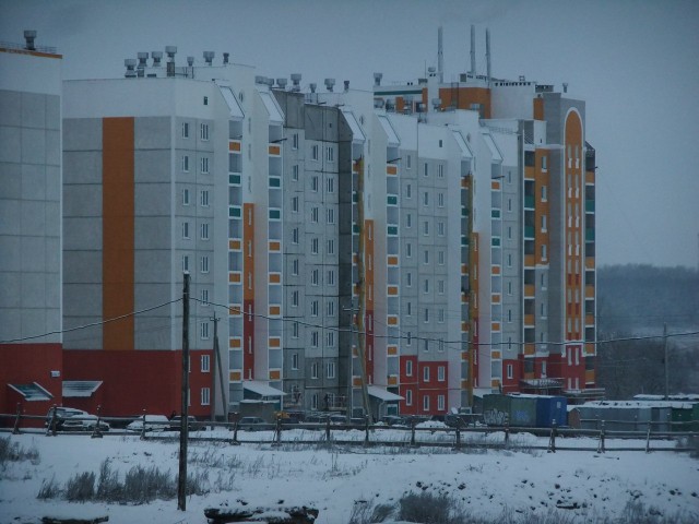 А города все строятся…