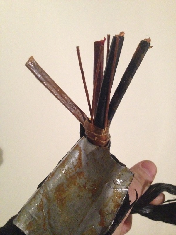 Так в кабель попасть буром - еще суметь надо!