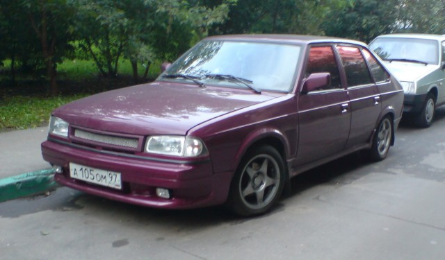 10 фото необычного тюнинга русских авто