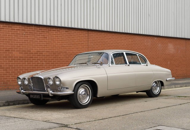 1970 Daimler Sovereign 4.2. Автопятница №10