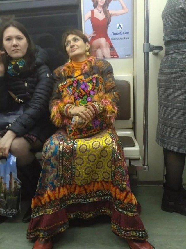 Модные и странные личности из московского метрополитена