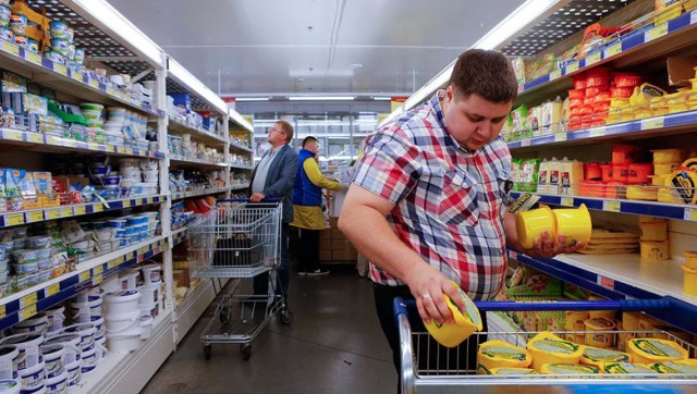 В РФ появится штраф за бесплатную раздачу продуктов с истекшим сроком годности