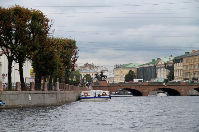 Санкт-Петербург. Прогулка по каналам и Неве