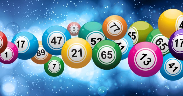 В Госдуме хотят сделать все чеки лотерейными билетами