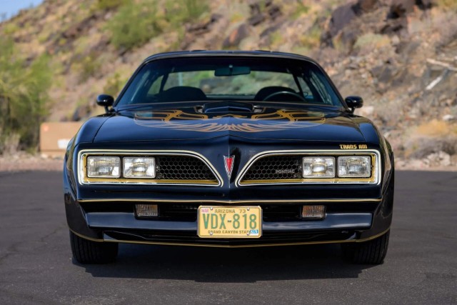 1977 Pontiac Firebird Trans Am Y82. Автопятница №147