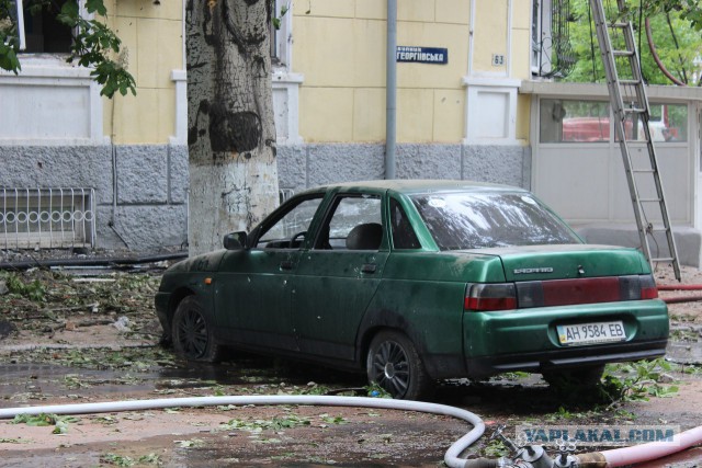 В Мариуполе стреляют! Есть раненые