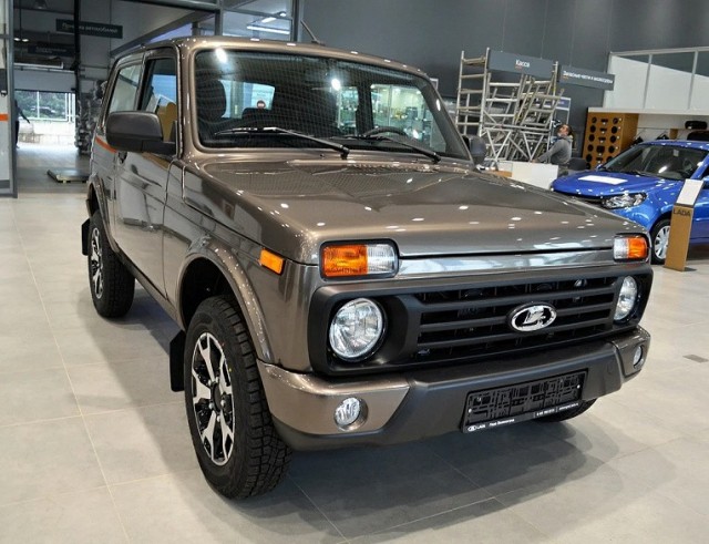 Легендарному внедорожнику исполнилось 46 лет