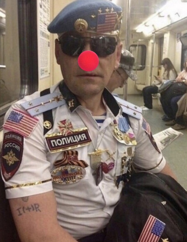 Новый охранник в лечебнице, коллеги!