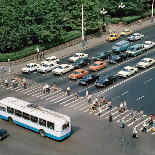 Москва и москвичи. Двадцатый век. 03.08.25