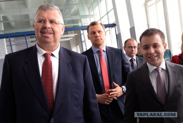 Зарплата начальника и его подчиненных