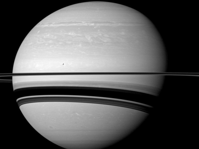 Яркий финал Cassini: станция войдет в атмосферу Сатурна и прекратит существование
