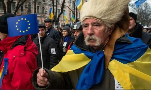 Помогите разомбировать брата с Украины