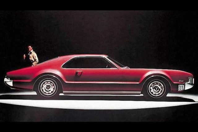 Oldsmobile Toronado Gen1 1966–70