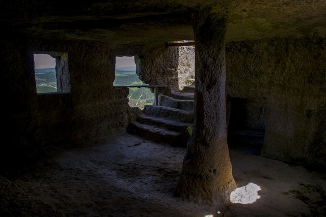 Пещерный город Чуфут-Кале, Крым