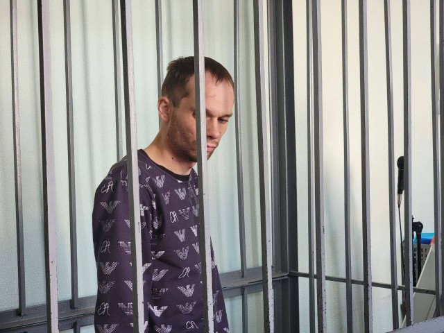 ⚡️Октябрьский районный суд Екатеринбурга на два месяца арестовал мужчину, у которого в квартире нашли пропавшую 8-летнюю девочкуВ отношении него следователи возбудили дело о насильственных действиях сексуального характера