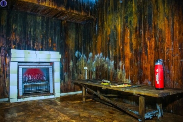 Заброшенный подземный цех со станками на случай войны
