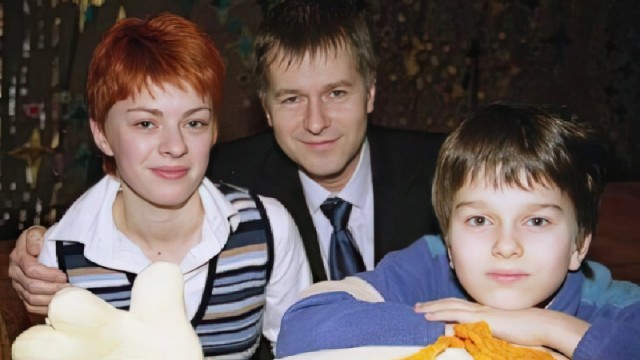 Жена и дочь погибли в страшной катастрофе, сын ушёл молодым: череда потерь актёра Игоря Ливанова