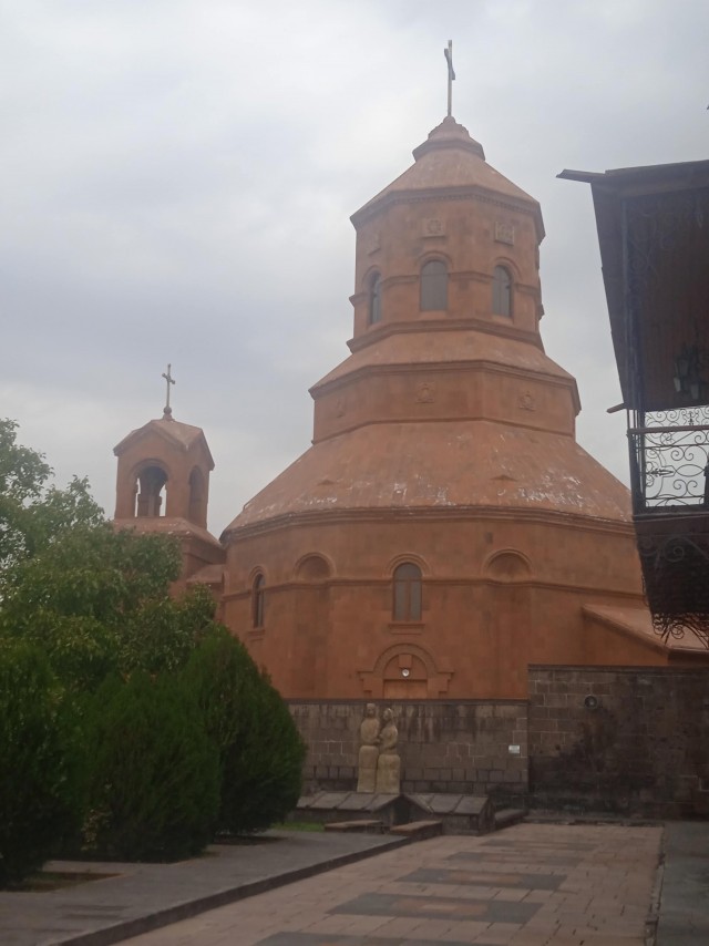 В Армению в октябре