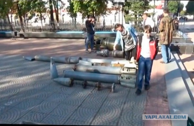 Как Луганск встречает миром