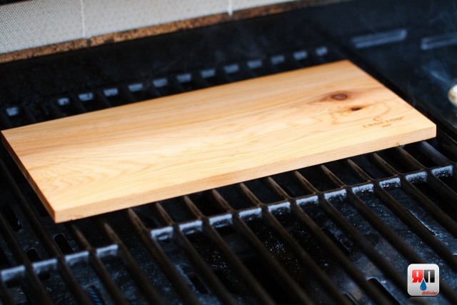 Летняя кухня. Нерка на кедре.