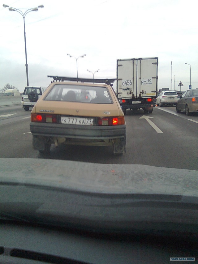 Сфоткал на МКАДЕ:)