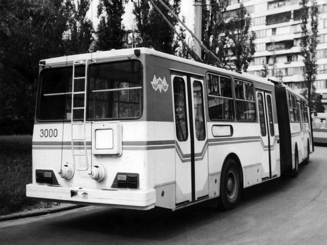 Игра на ЯПе: Угадай АВТО-3