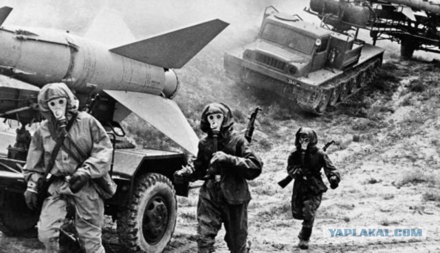 Зачем ракетоносцу Ту-22 бак для "водки" на 400 л, или почему пилоты не включали кондиционер?