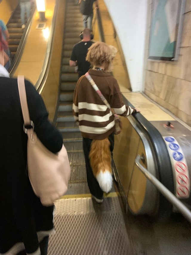 Модные и странные личности из московского метрополитена