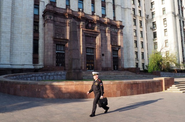 Высотка на Красных Воротах. Секретный репортаж из самой закрытой высотки Москвы