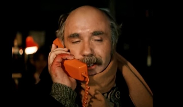 Улицы Парижа в фильме "Ищите женщину". Где находится контора мэтра Роше?