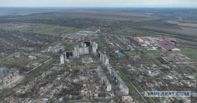 В Саратове в продаже только 98-й бензин, и то не везде.