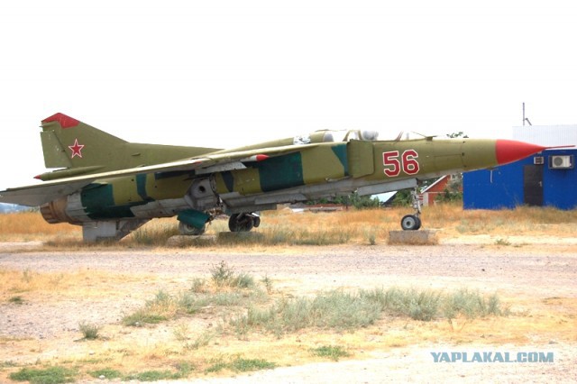 20 самых интересных авиапамятников