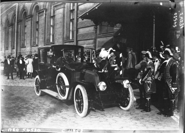 100 лет самоуничтожения
