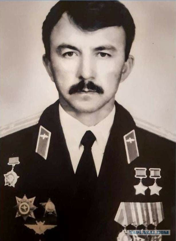 Дважды герой - СССР и России.