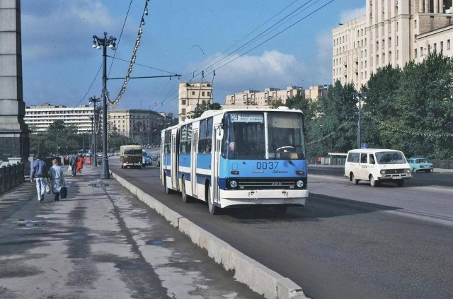 Москва и москвичи. Двадцатый век. 12.05.25