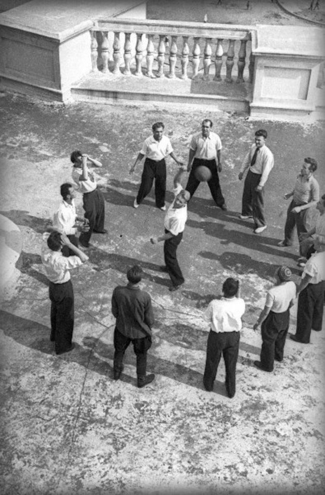 Повседневная жизнь Москвы 1950-х годов