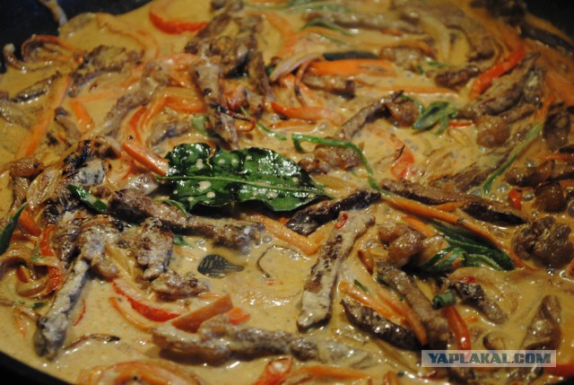 Вкусное обаяние Кулинарии, Повара ЯПа поздравляют милых дам!