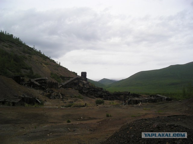 Остатки уранового лагеря в Магаданской области. Фотографии из экспедиции Музея истории ГУЛАГа