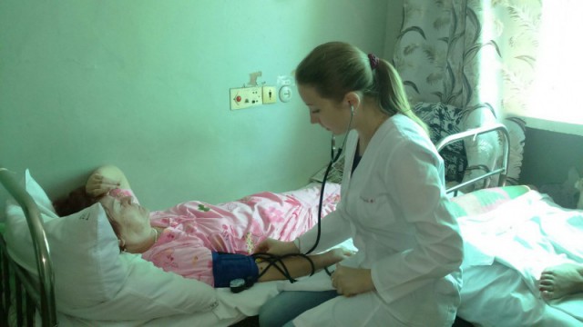 Симпатичные работники бюджетной сферы.