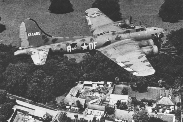 Memphis Belle (1990)/Красотка из Мемфиса (1990). Или работа пропаганды в США.
