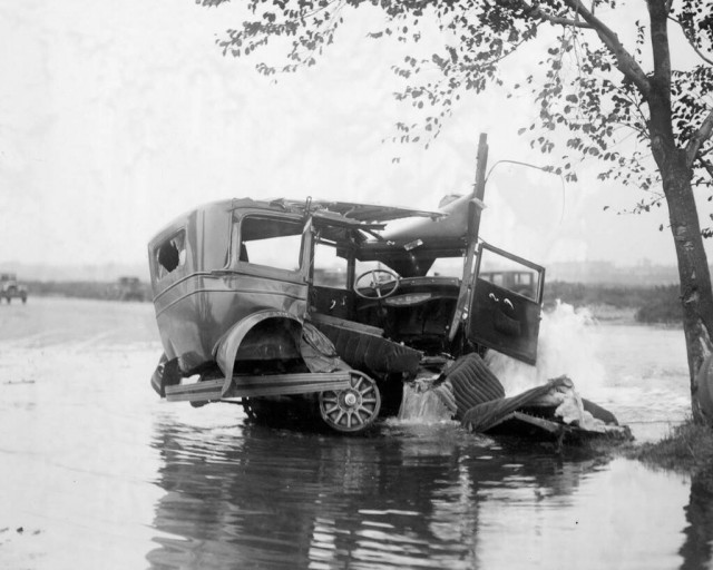 Трагичные и нелепые автомобильные аварии Бостона в 1930-х годах
