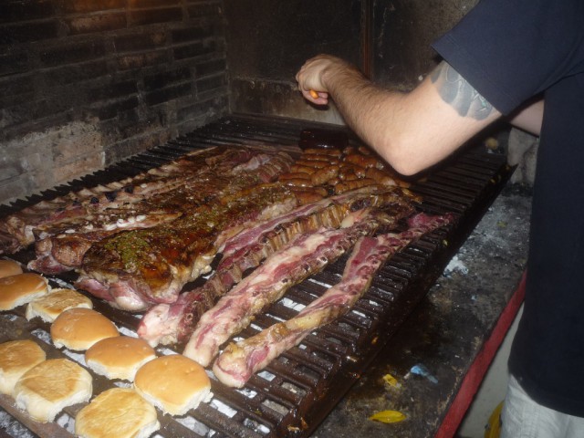 Мясо с кровью