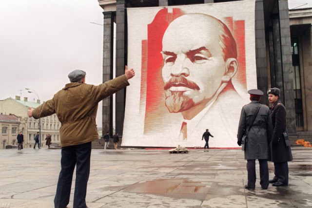 Вперёд, в прошлое: архивные кадры, которые откроют вам окно в историю