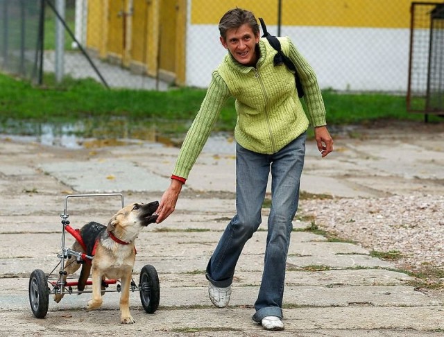 А он все равно будет радоваться жизни!