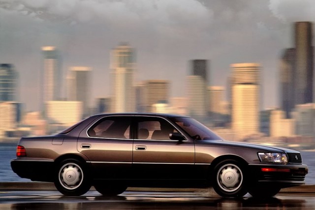 Крушение немецких авторитетов: как Lexus LS 400 покорил рынок США