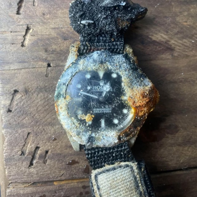 На дне Тихого океана нашли работающие часы Rolex