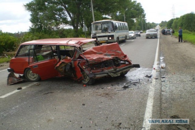 Гонка на дороге между женой и любовницей привела