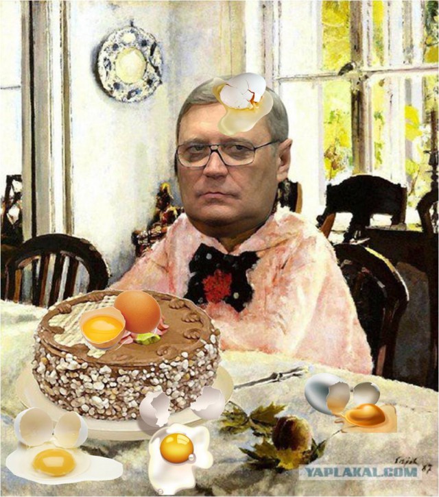 Михаила Касьянова во Владимире закидали яйцами
