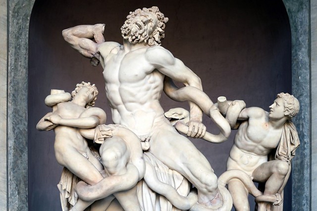 Отвечает искусствовед: Почему у античных статуй такие маленькие пенисы